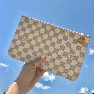 ❌SOLD❌ Neverfull MM Pochette